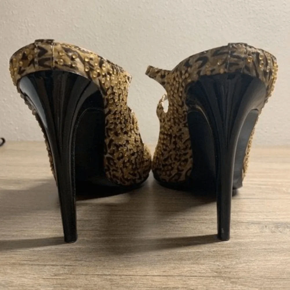 CARLOS SANTANA Leopard Print Rhinestone Stiletto Heels, Size‎ 6